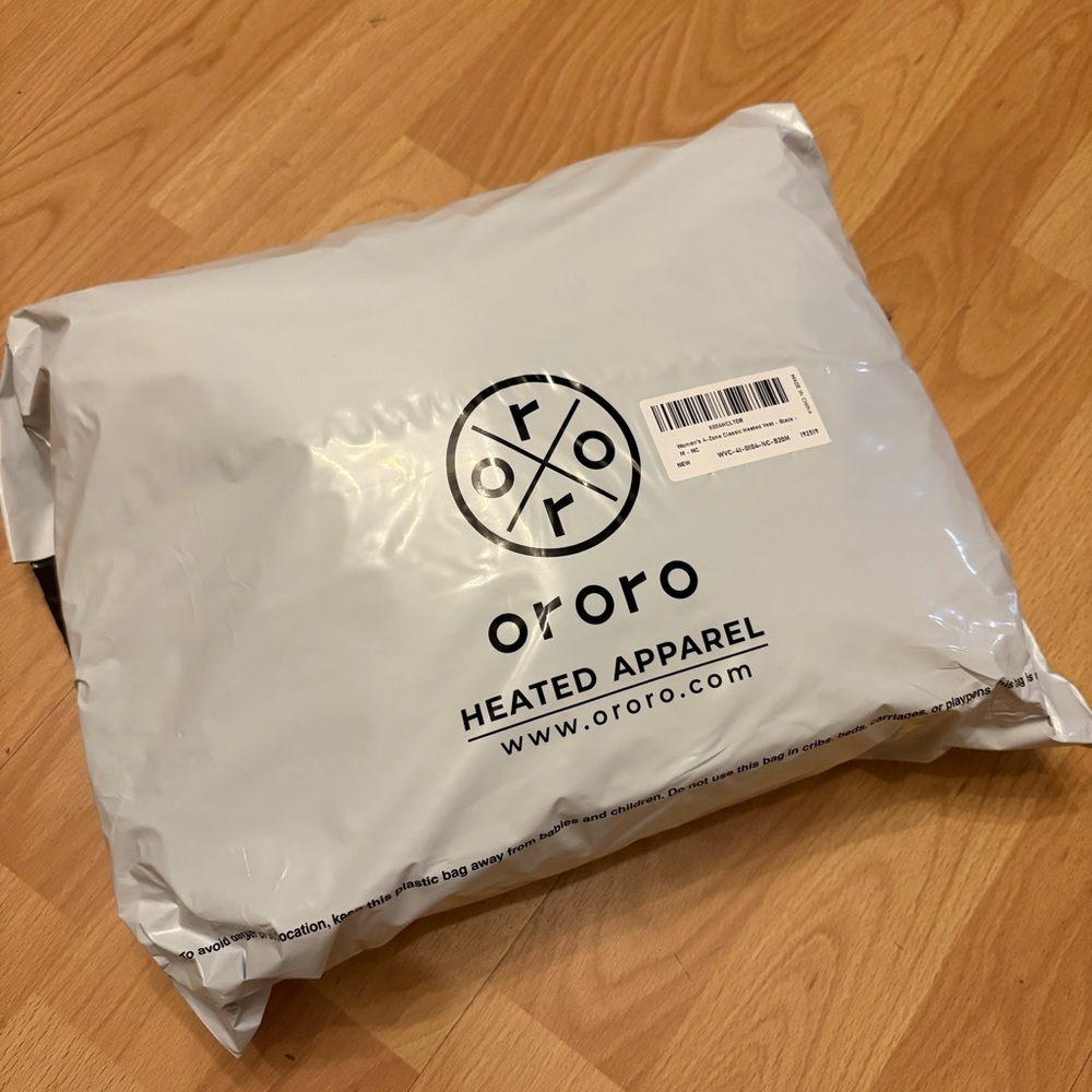 Ororo Women's Heated Vest - Black and Red - Picture 8 of 9